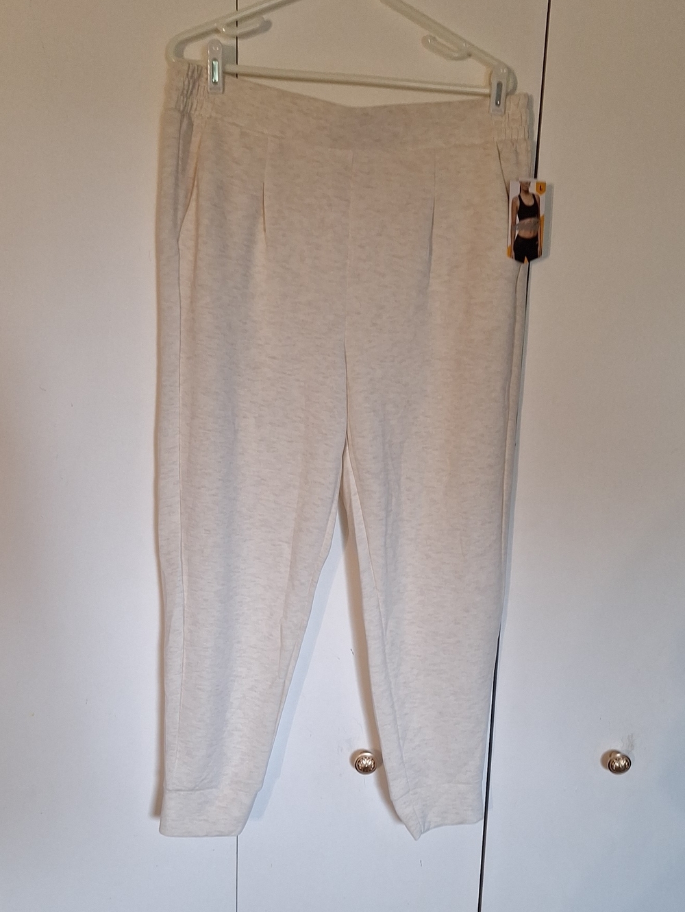 NWT Avia Cream Knit Jogger Pants